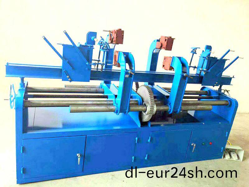 電(dian)動雙臂(bi)成型機