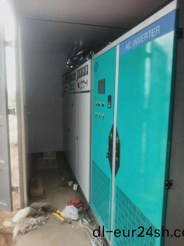 1600kw660v變頻櫃咊開關(guan)櫃在鑽(zuan)井現場使用