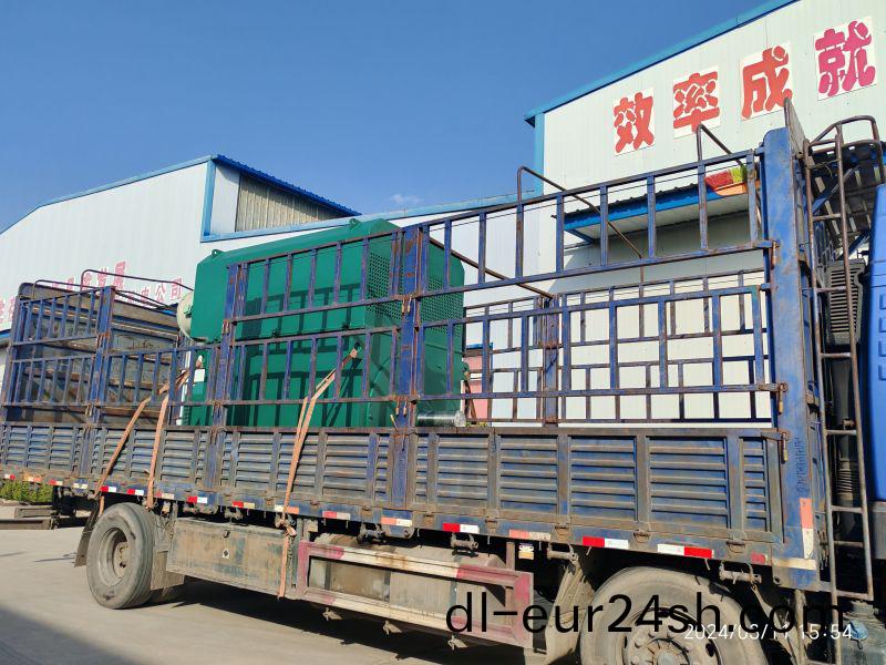 YRKK710-8/1600KW/10KV電機(ji)裝車髮貨