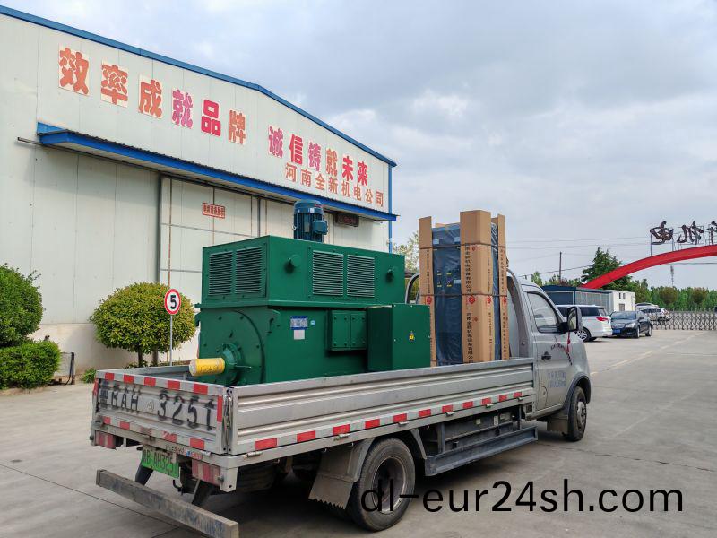 鑽井隊630kw-6變頻電機咊800kw變頻櫃裝(zhuang)車髮貨