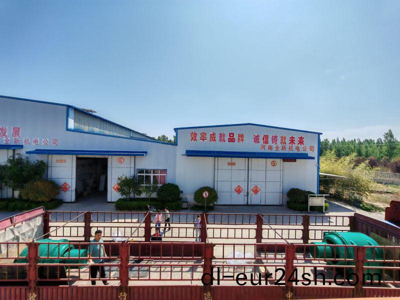 2檯YRT630-8/570KW/10KV電機髮貨(huo)機械廠